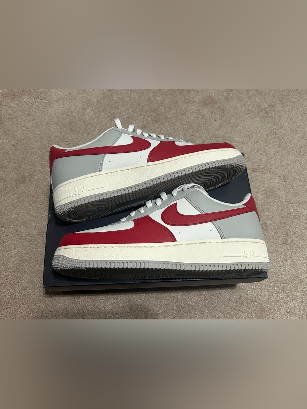 Nike Air Force 1